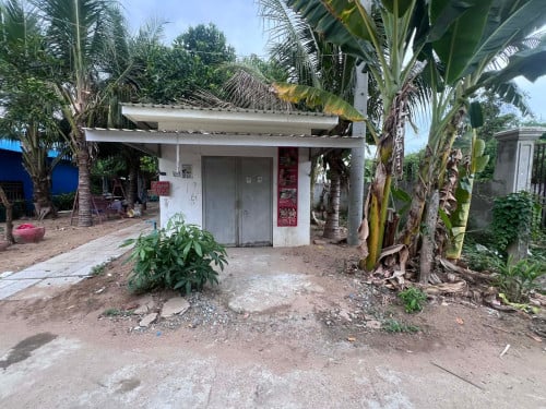 ដី និងផ្ទះលក់បន្ទាន់