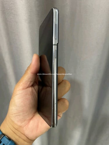 សាណុំដើរលឿន ថ្មកាន់
