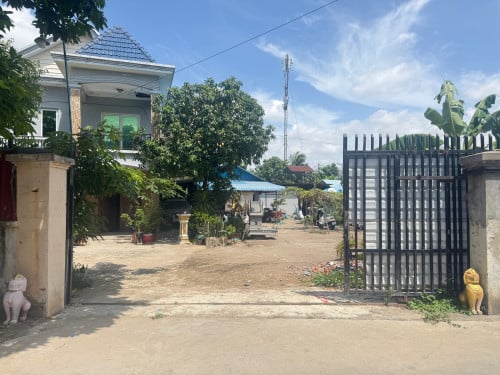 ដីលក់