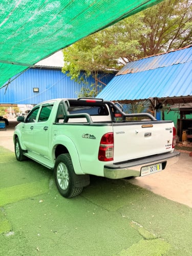 ម្ចាស់ដើមលក់បន្ទាន់
