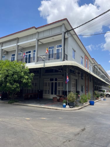 ផ្ទះកែង២ល្វែង លក់ខាតព្រោះប្រញាប់