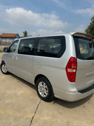 ឡានលក់08年H1出售