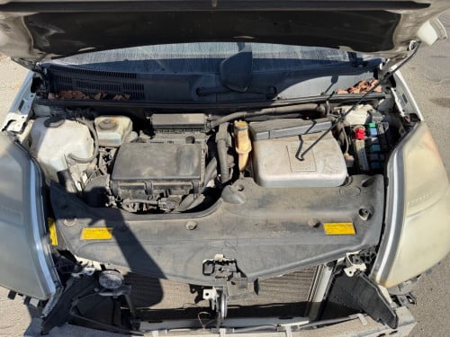 ឡានសាង:11900$ Prius08 full ស ក្នុងលឿងពូកស្បែកស៊ីន ឡានប្រើនៅរដ្ធកាលី