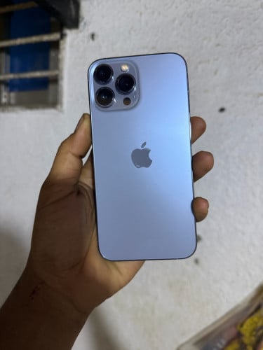 លក់ 13 pro max មានស្កេន