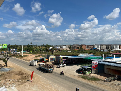 ផ្ទះលក់លើផ្លូវព្រៃស 159000$