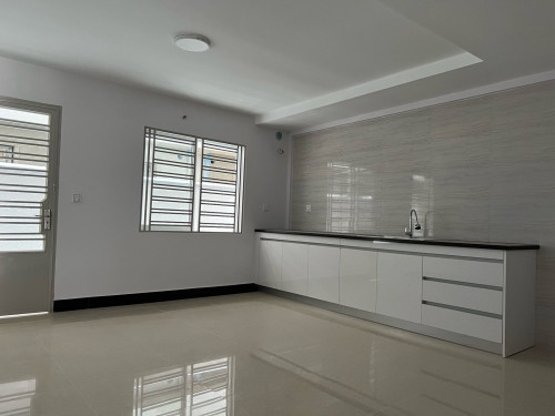 ផ្ទះលក់លើផ្លូវព្រៃស 159000$