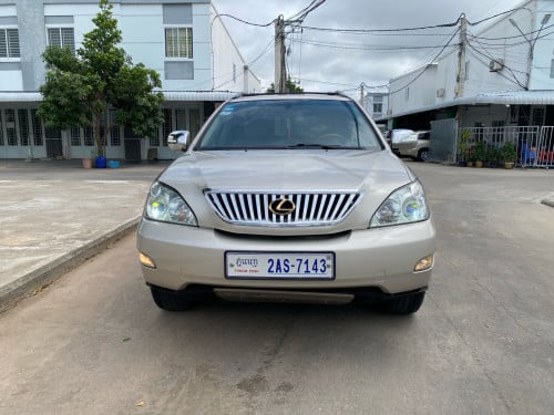 លក់​តម្លៃ​ 18900$ រុំលស់​ 25ខេត្ត​ក្រុង​ ឆ្នាំ​04 បុង​1 ម្ចាស់​ដើម​