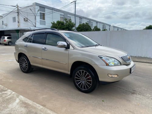 លក់​តម្លៃ​ 18900$ រុំលស់​ 25ខេត្ត​ក្រុង​ ឆ្នាំ​04 បុង​1 ម្ចាស់​ដើម​