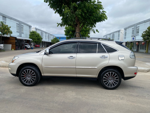 លក់​តម្លៃ​ 18900$ រុំលស់​ 25ខេត្ត​ក្រុង​ ឆ្នាំ​04 បុង​1 ម្ចាស់​ដើម​