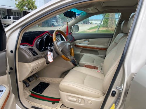 លក់​តម្លៃ​ 18900$ រុំលស់​ 25ខេត្ត​ក្រុង​ ឆ្នាំ​04 បុង​1 ម្ចាស់​ដើម​