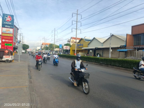 ឃ្លាំងជួលលើផ្លូវ 2004 | Warehouse For Rent On Street 2004 ( 3000 sqm )