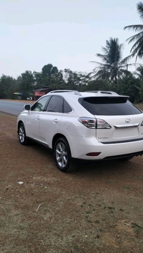 ឡានលក់បន្ទាន់ 350 ឆ្នាំ2010