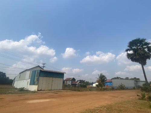 លក់បន្ទាន់លុយសងធនាគារ 5,5m x 30m (L-Map)