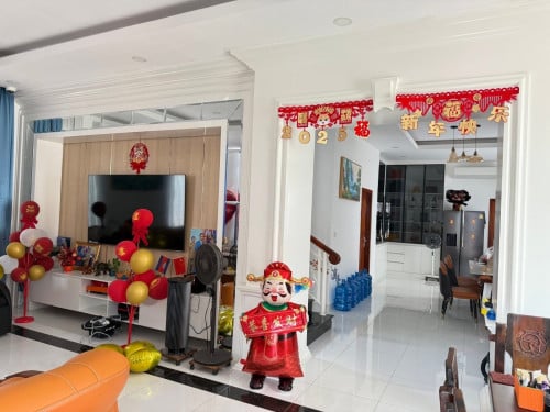 វីឡាទោល ក្នុងបុរីវិមានភ្នំពេញ ព្រែកអញ្ចាញ ផ្លូវជាតិលេខ 6 រាជធានីភ្នំពេញ