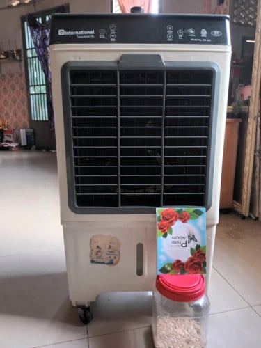 លក់ប្រញាប់ កង្ហាទឹក 98% កាលទិញថ្មី មិនសូវ ចំណុះ45លិត្រ