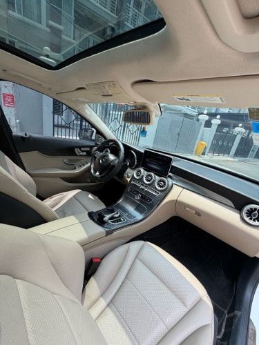 លក់ដូរសេរី C300
