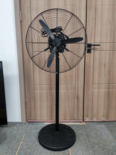 កង្ហារឈរ(fan) កំលាំងខ្លាំង