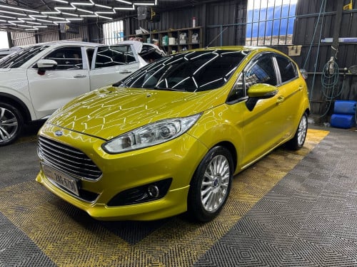 ថ្មីណាស់ Ford Fiesta 015 Full ហ្សុីនមួយជុំ