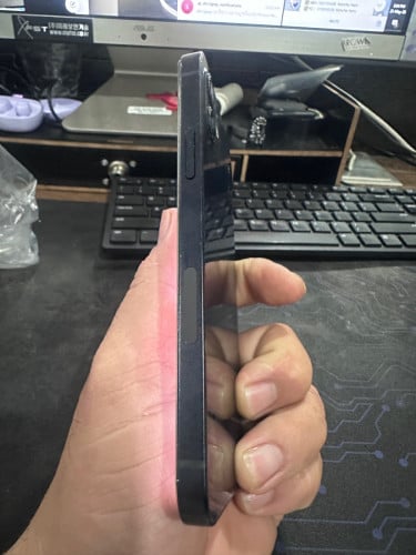 លក់ iPhone 12 LLA 128G អេក្រង់ហ្សុីន ស្កេន 180$
