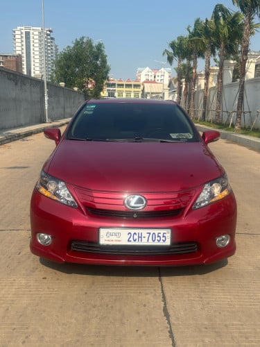 ឡានលក់ Lexus HS 250h Full Premium ឆ្នាំ 2010