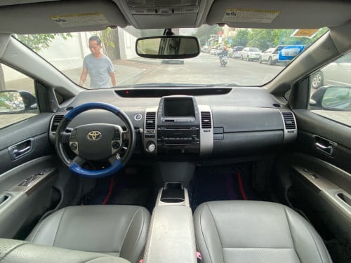 ឡានលក់ Prius 06 Full option