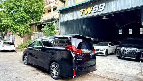 ឡាននៅថ្មីខ្លាំង Toyota Alphard​  2015 ពណ៌ខ្មៅ🖤​​V4 2.5L