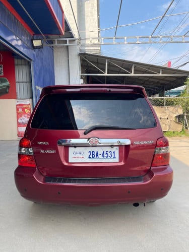 ឃ្លាំងលក់រថយន្ត សេម អូតូ ខា💰មានសេវាកម្មបង់រំលស់100% បង់120$-250$🚗Toyota Highlander 2004 V4 P1