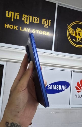 📲📲📲 : Samsung Zfold7 Ram:12G Rom: 256G Color : blue 99%Price: