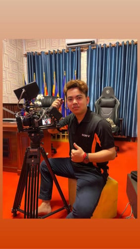 សេវាកម្មកាត់តVideoជំនួសតាមonline