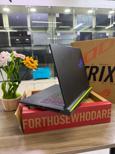 sus rog strix G16 G614M