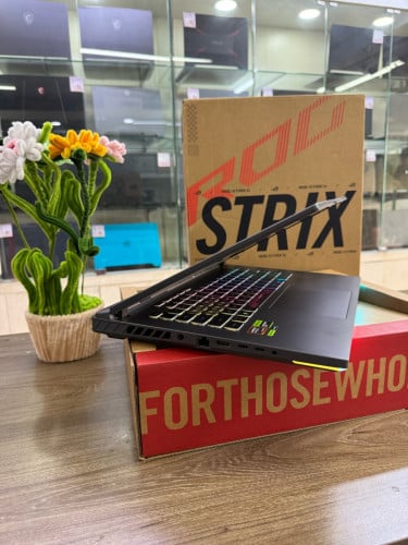 Asus rog strix G16 G614M