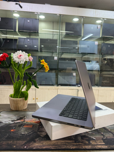 MacBook Pro 2021 99%
