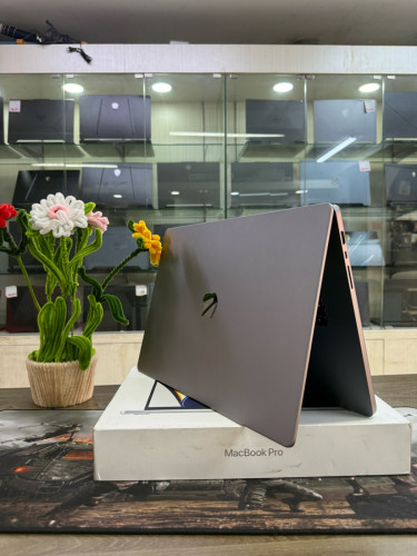 MacBook Pro 2021 99%