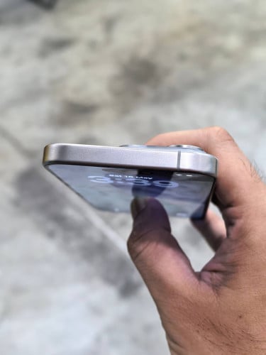 15 Pro 128GB Natural ZA/A 99%