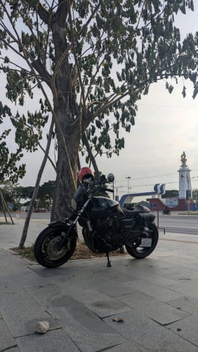 2004 cb400 តម្លៃ2600$ ចចារ