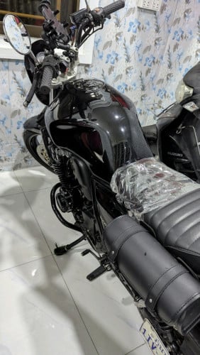 2004 cb400 តម្លៃ2600$ ចចារ