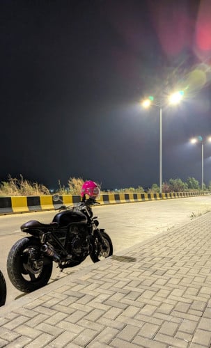 2004 cb400 តម្លៃ2600$ ចចារ