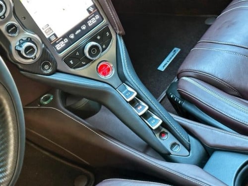2017 McLaren 720S Launch Edition Carbon Package