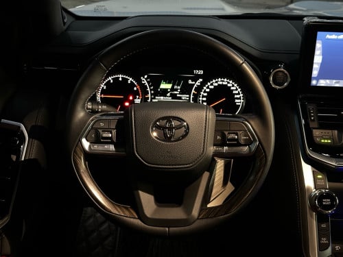 2022 LAND CRUISER VX.R TWIN TURBO អារ៉ាប់