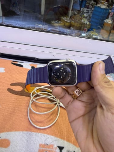Apple Watch Series 7 45mm silver