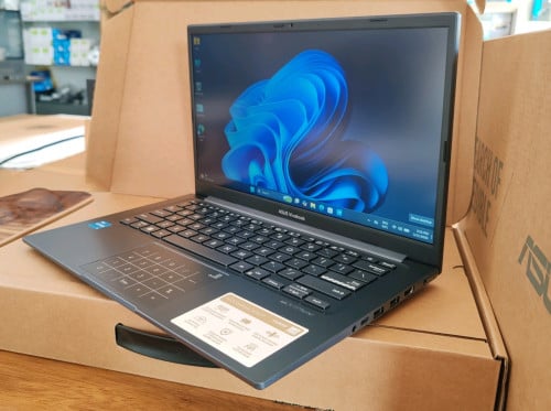Asus VivoBook​ X1404VA