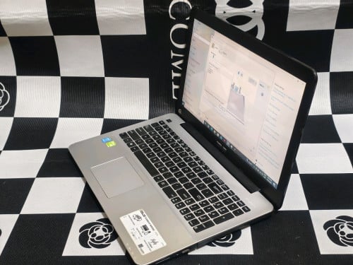 Asus VivoBook X555LF