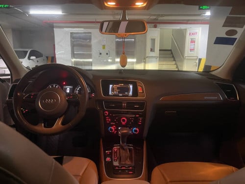 Audi Q5 Year 2017 For Sale