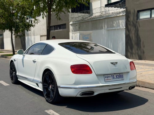 BENTLEY CONTINENTAL 2013