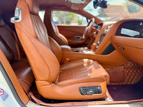 BENTLEY CONTINENTAL 2013