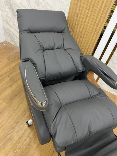 Boss Premium Chair