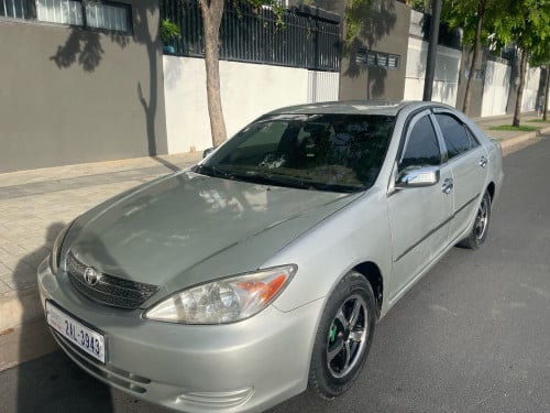 Camry 02 LE លក់