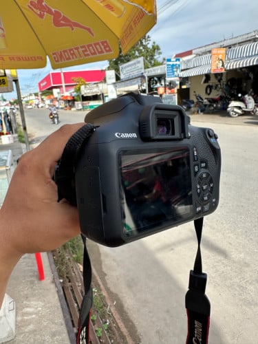 Canon 1500D lens 18-55mm មួយទឹកស្អាត