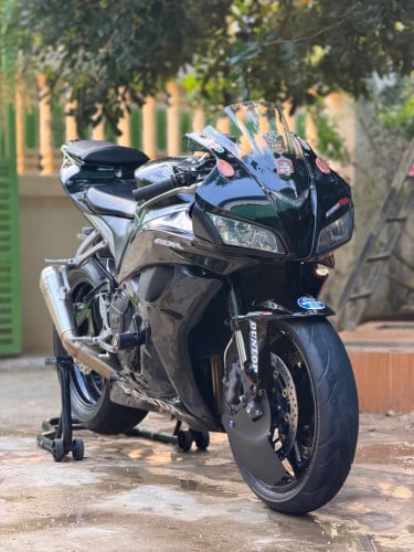 CBR600RR year 2007