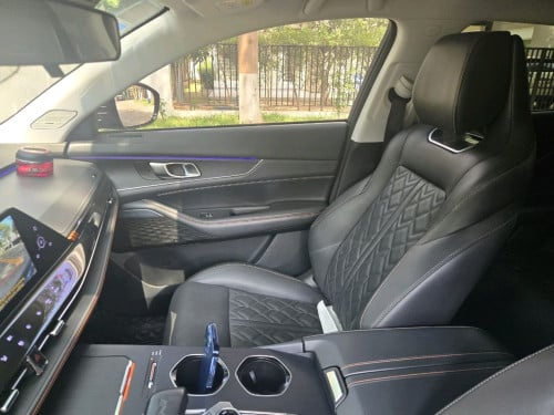 Changan UNI-K 2023 ម្ចាស់ដើមទិញខ្លាញ់គោ ធានាឡានស្អាតជូន តម្លៃ 35000$ ចរចាបងប្អូន